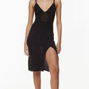 Wilfred women’s Black Knit Slit swimsuit cover up size s but fits